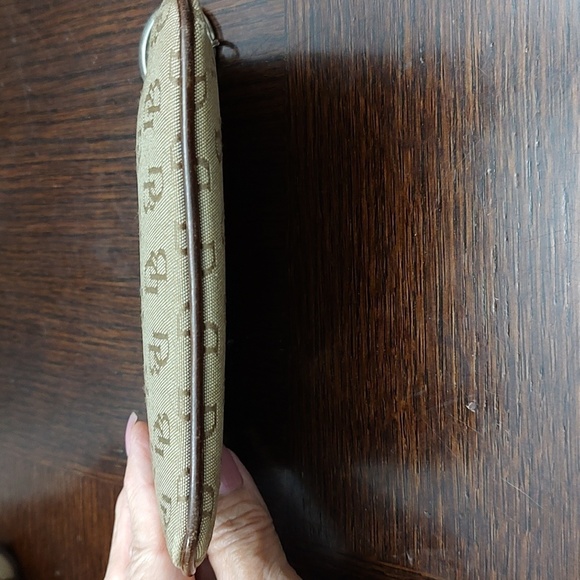 Dooney & Bourke logo canvas keychain change purse/wallet with zip top 4" x 6" - Picture 5 of 5